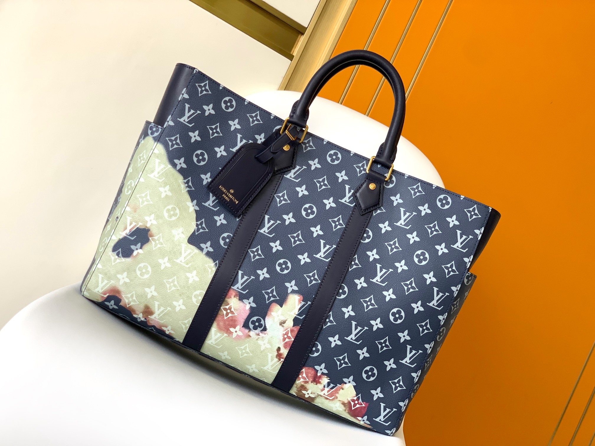 Louis Vuitton Shopping Bags